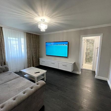 White Residence 克拉奥华 外观 照片