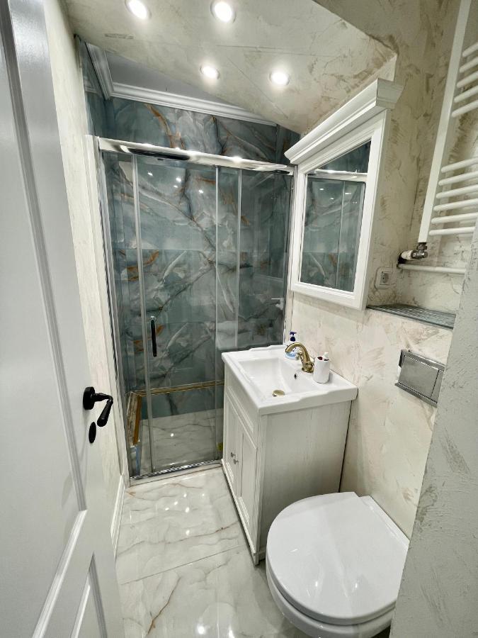 White Residence 克拉奥华 外观 照片