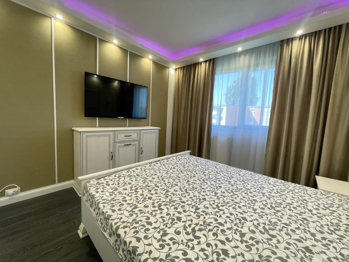 White Residence 克拉奥华 外观 照片